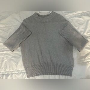 Urban Heritage Gray Crew Neck Sweater